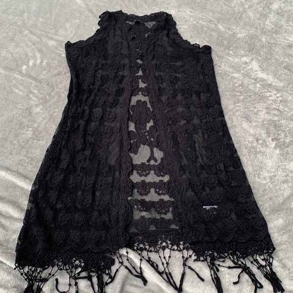 I Joah Lace Fringe Duster - Picture 1 of 7